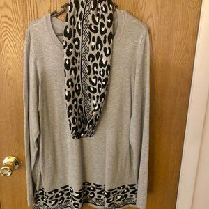Croft & Barrow lightweight gray sweater with leopard print trim